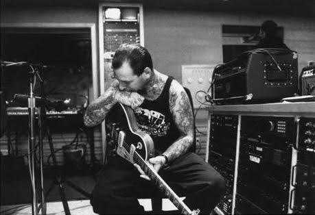 Social Distortion