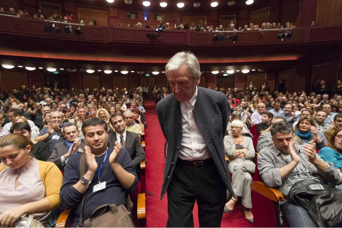 Κώστας Γαβράς
