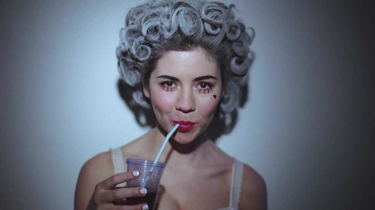 Marina and the diamonds