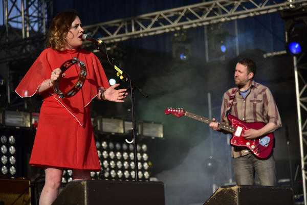 Release Athens 2016 - Day 3: Slowdive Release Athens 2016 - Day 3: Slowdive