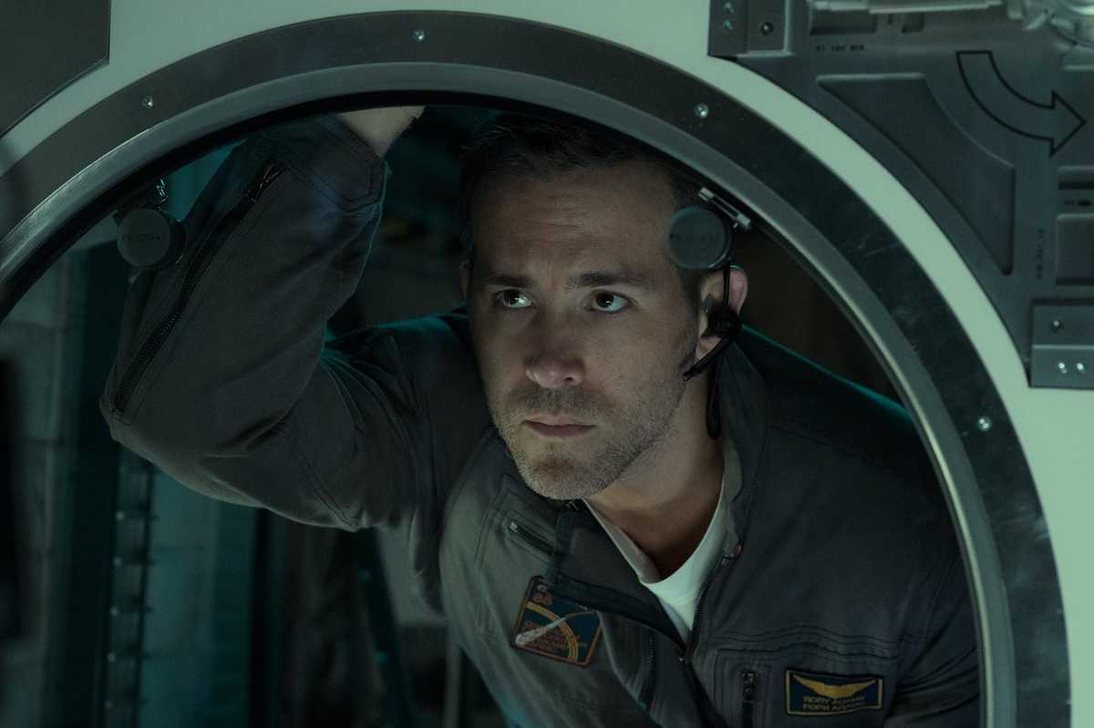 life-movie-ryan-reynolds