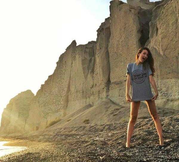Ηρώ Μαούνη με Mix Grill t-shirt Ηρώ Μαούνη με Mix Grill t-shirt