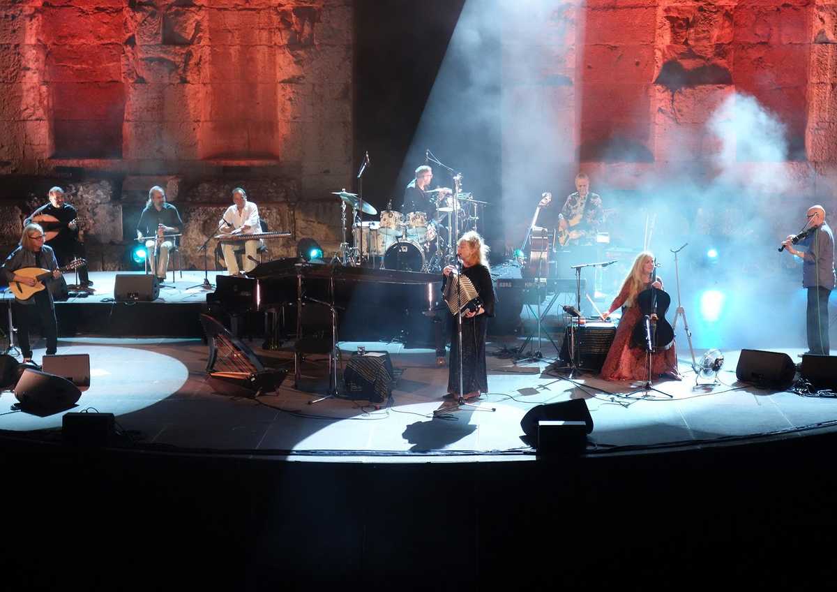Loreena_Athens19_Cover