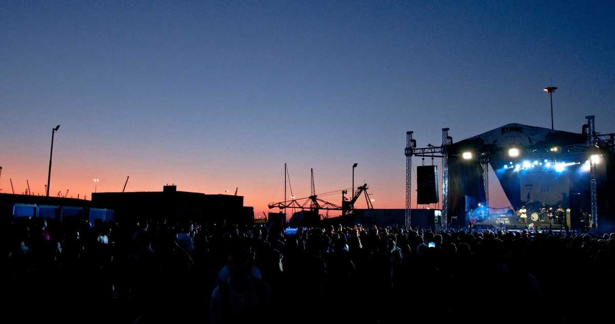 streetMode_2019_crowd
