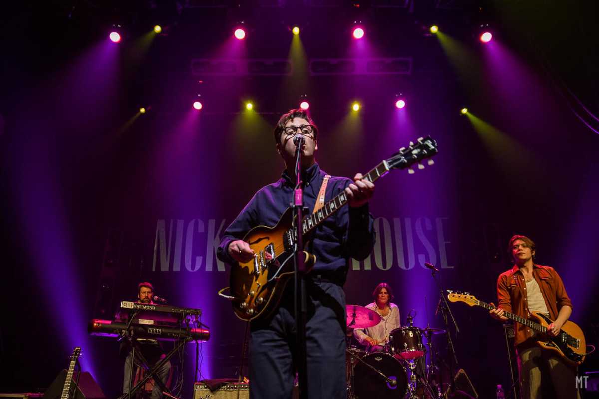 Nick Waterhouse: «Δεν είναι και λίγο να περπατάς στο δρόμο στην Αθήνα και να ακούς Νίκο, Νίκο»