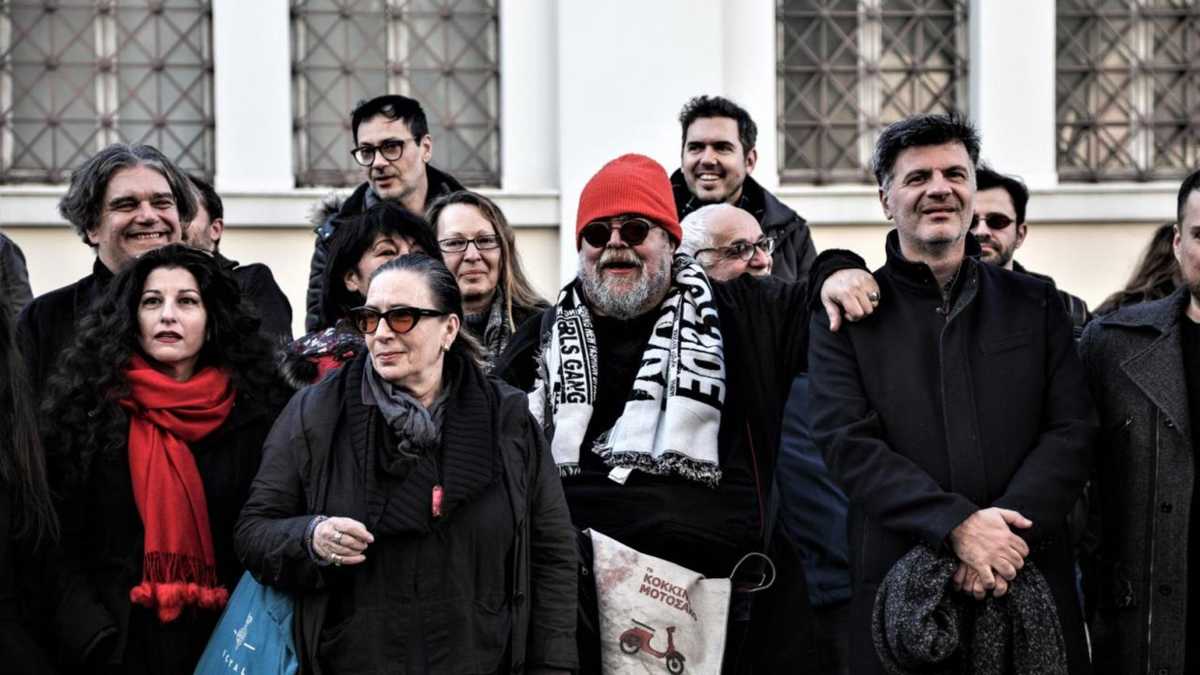 Η οικογένεια Μικρούτσικου συντάσσεται με τον αγώνα για τα πνευματικά δικαιώματα