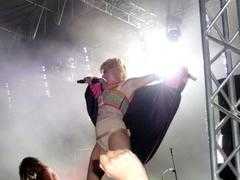 Peaches