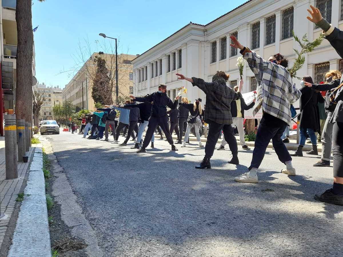 δράση έξω από το υπουργείο πολιτισμού