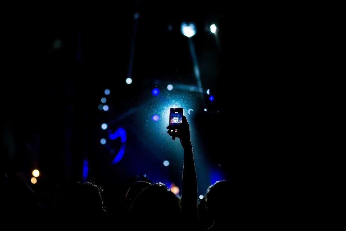 concert 1838976 1920