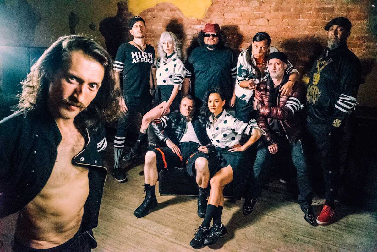 GOGOL BORDELLO 01